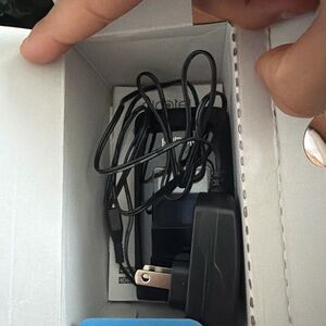 Alcatel Go Flip Phone (TELUS Prepaid) – Like New w/ Box & Charger and manual boo